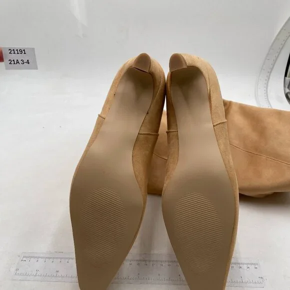 NWT Women Stretchy Knee High Boots Closed Square Toe Low Kitten Heel Nude - Picture 6 of 8